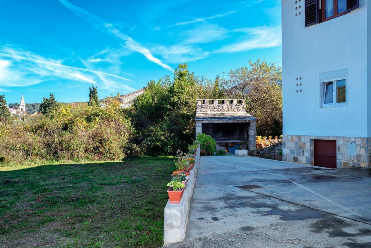 ילסה Apartments Draganic מראה חיצוני תמונה